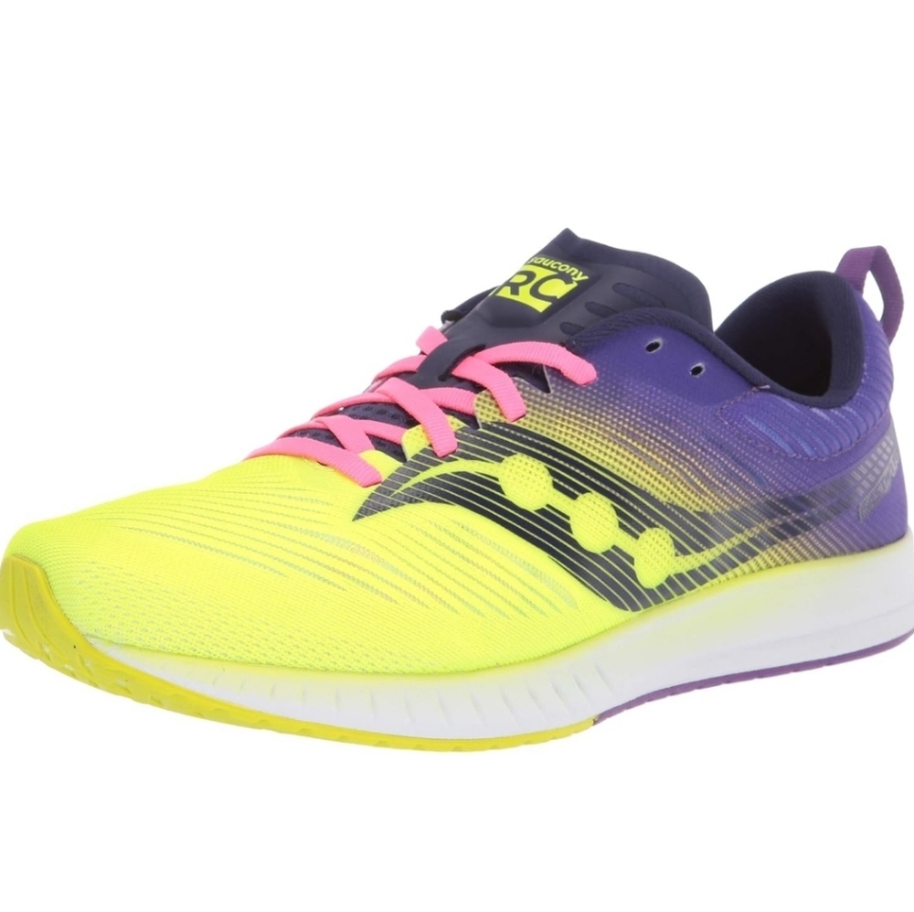 Saucony Womens Fastwitch 9 Track & Field Running Shoe